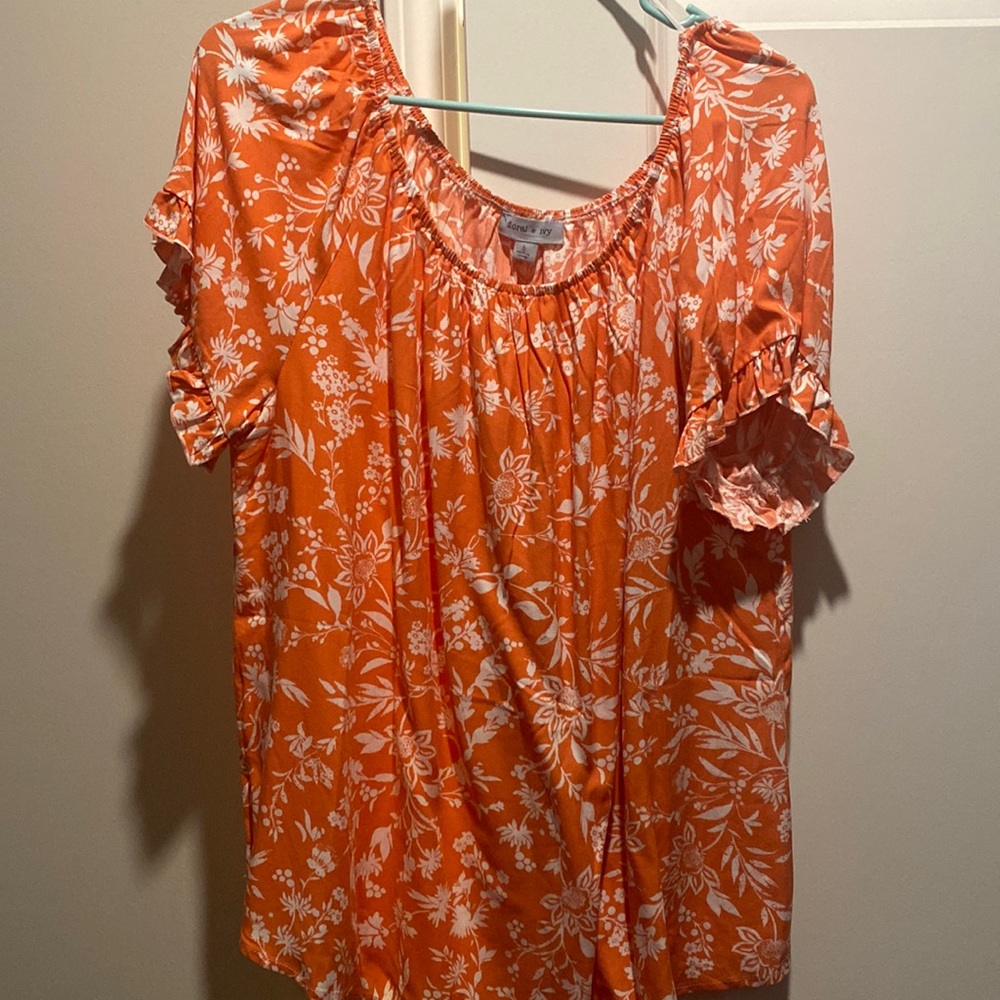 Floral top
